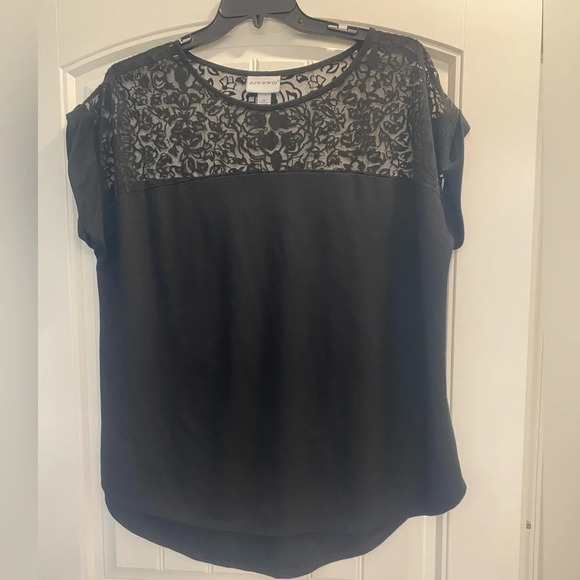 Pure Energy Women's Black Top w/ Lace‎ Panel Size 2X - Picture 1 of 5